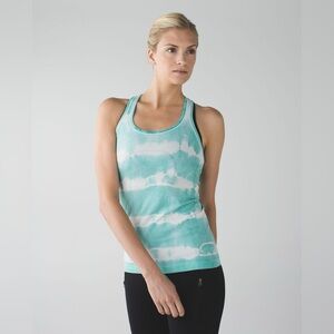 Lululemon Swiftly Tech Racerback in Heathered Tranquil Blue Size 12
